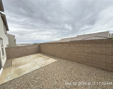 371 Rosefinch Street - Photo Thumbnail 19