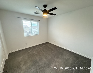 371 Rosefinch Street - Photo Thumbnail 10