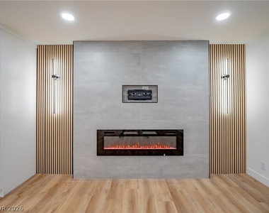 4356 Cloverhill Court - Photo Thumbnail 8