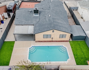 4356 Cloverhill Court - Photo Thumbnail 49