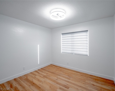 4356 Cloverhill Court - Photo Thumbnail 35