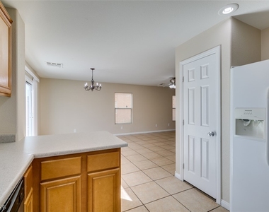 6720 Old Valley Street - Photo Thumbnail 21