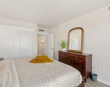 29 Montelago Boulevard - Photo Thumbnail 18