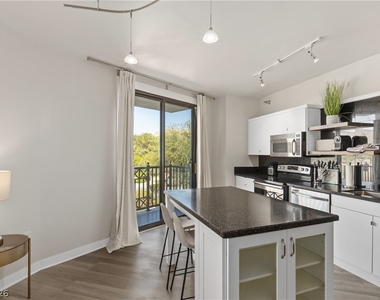 29 Montelago Boulevard - Photo Thumbnail 8