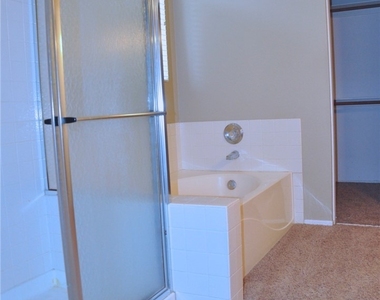 1275 Dove Tree Court - Photo Thumbnail 4
