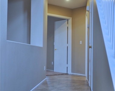 1275 Dove Tree Court - Photo Thumbnail 9