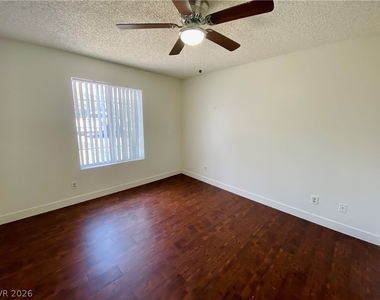 2200 S Fort Apache Road - Photo Thumbnail 12