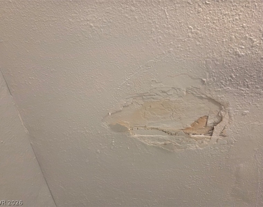1405 Vegas Valley Drive - Photo Thumbnail 3