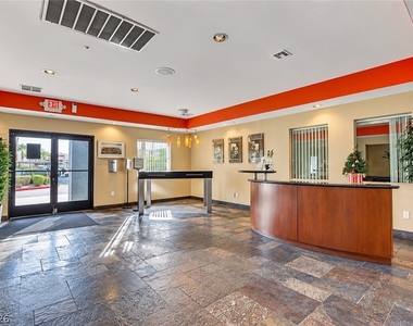 8600 W Charleston Boulevard - Photo Thumbnail 12