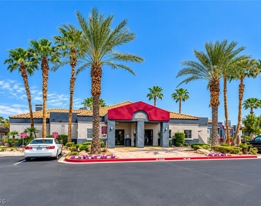 8600 W Charleston Boulevard - Photo Thumbnail 7
