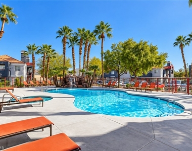 8600 W Charleston Boulevard - Photo Thumbnail 2