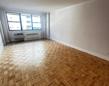 442 West 57th Street - Photo Thumbnail 1