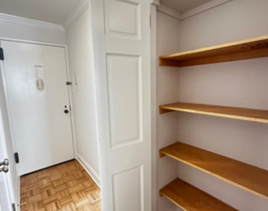 442 West 57th Street - Photo Thumbnail 6