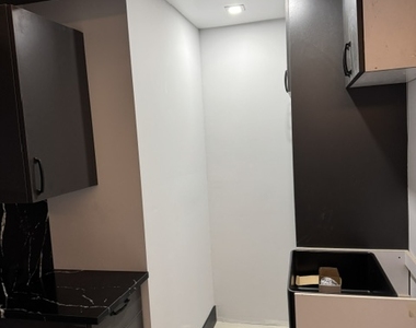 340 East 58th Street - Photo Thumbnail 10