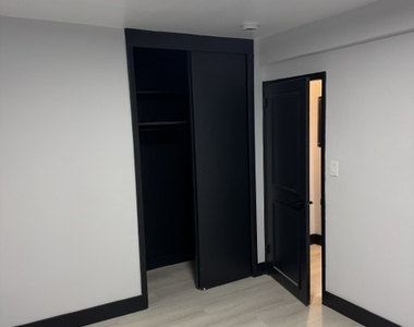 340 East 58th Street - Photo Thumbnail 17