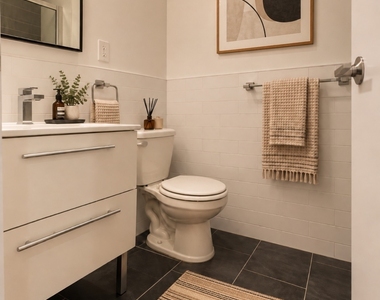 166 East 104th Street - Photo Thumbnail 5