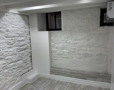 345 East 53rd Street - Photo Thumbnail 13