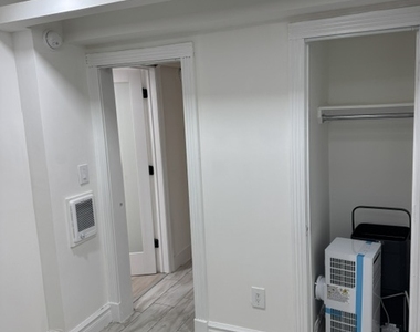 345 East 53rd Street - Photo Thumbnail 10