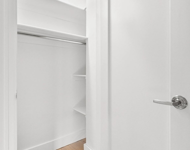 Studio in Upper West Side - Photo Thumbnail 7