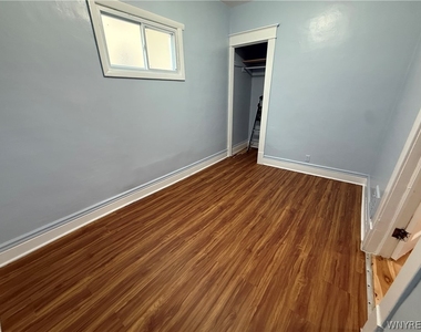 863 Walden Avenue - Photo Thumbnail 10