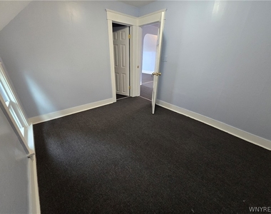 863 Walden Avenue - Photo Thumbnail 16