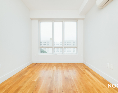 880 Dekalb Ave 11221 - Photo Thumbnail 5
