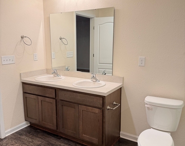 127 Teakwood Drive - Photo Thumbnail 17