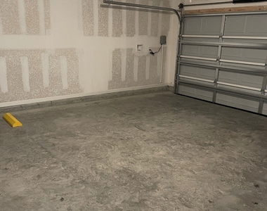 127 Teakwood Drive - Photo Thumbnail 6
