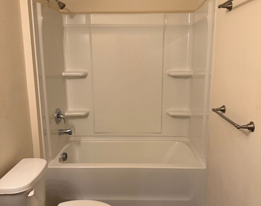 127 Teakwood Drive - Photo Thumbnail 30