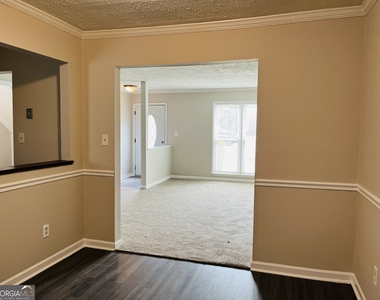 675 Redland Drive - Photo Thumbnail 10