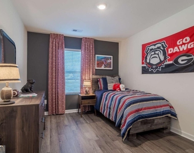 274 Coastal Drive - Photo Thumbnail 14