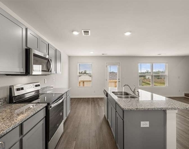 274 Coastal Drive - Photo Thumbnail 5