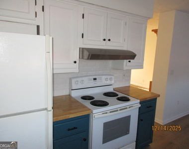 2822 Chelsey Trail - Photo Thumbnail 17