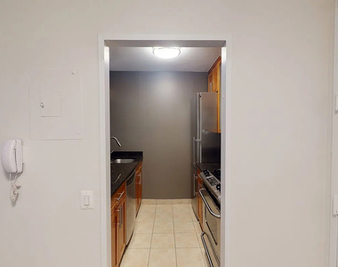 East 34th Street - Photo Thumbnail 2