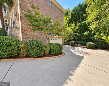 125 Stone Pond Lane - Photo Thumbnail 1