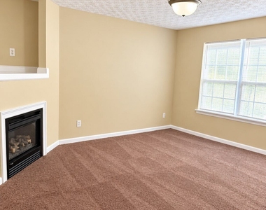 5542 Pineridge Court - Photo Thumbnail 2