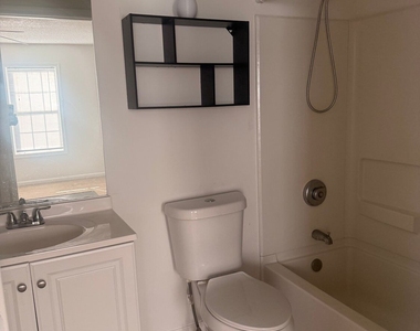 93 Davis Mill Court - Photo Thumbnail 9