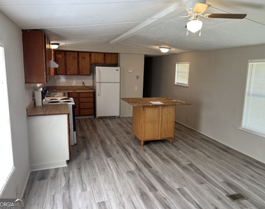 203 Mt Moriah - Photo Thumbnail 2