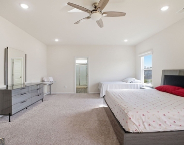 95 Royal Oaks Drive Ne - Photo Thumbnail 17
