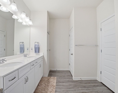 95 Royal Oaks Drive Ne - Photo Thumbnail 21