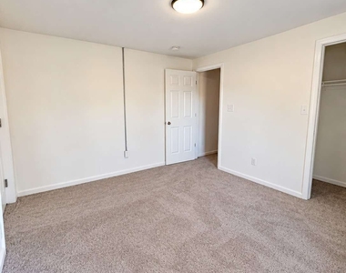 18 Aubrey Street - Photo Thumbnail 6