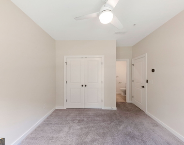 2130 Holtz Lane - Photo Thumbnail 6