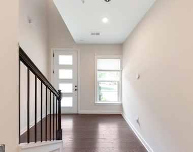 2130 Holtz Lane - Photo Thumbnail 3