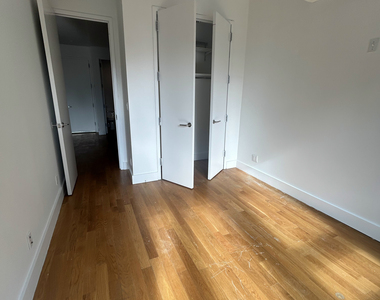 152 South 4th Street - Photo Thumbnail 3
