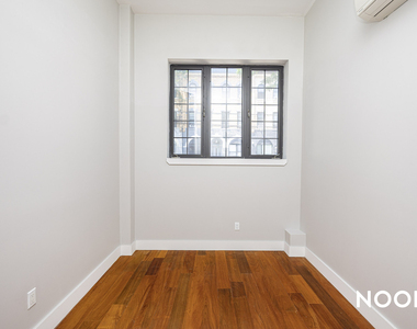 228 Kingsland Ave 11222 - Photo Thumbnail 5