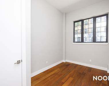 228 Kingsland Ave 11222 - Photo Thumbnail 6
