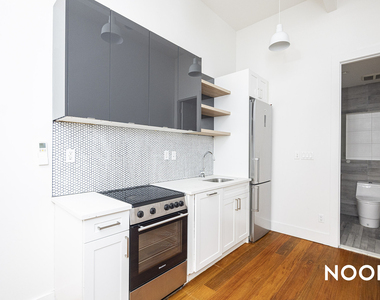 228 Kingsland Ave 11222 - Photo Thumbnail 10