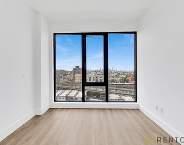 60 Cedar Street - Photo Thumbnail 2