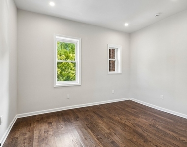 166 Maplewood Ave - Photo Thumbnail 12