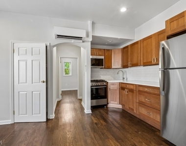 166 Maplewood Ave - Photo Thumbnail 1